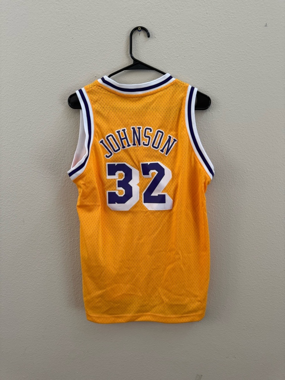 adidas Los Angeles Lakers Gold Hardwood Classics Jersey